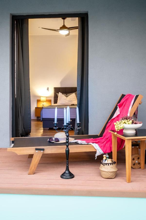 Apartment Lota With Heated Pool On Top Location 수페타르 외부 사진