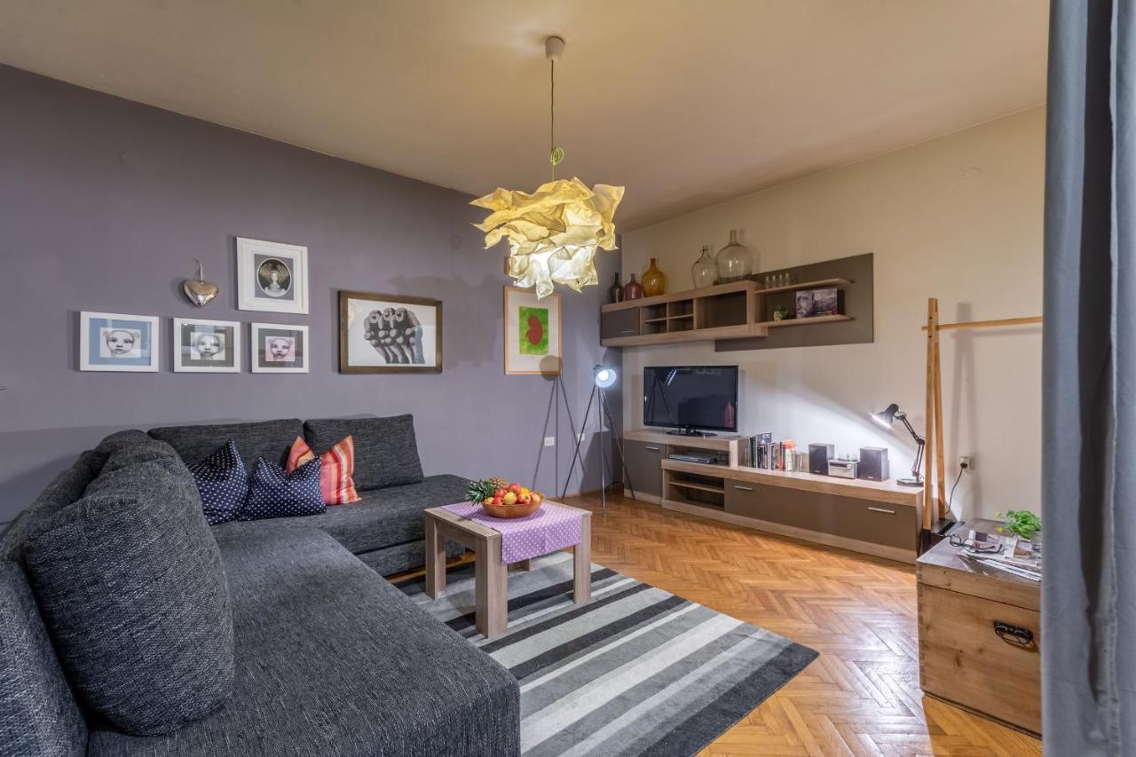 Apartment Lota With Heated Pool On Top Location 수페타르 외부 사진