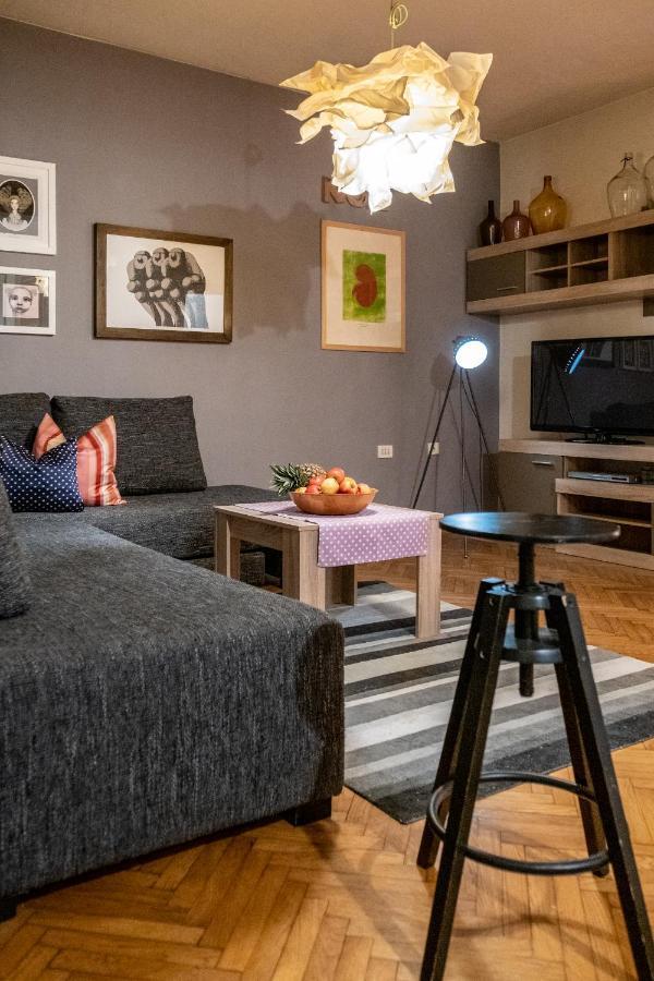 Apartment Lota With Heated Pool On Top Location 수페타르 외부 사진