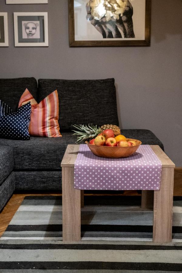 Apartment Lota With Heated Pool On Top Location 수페타르 외부 사진
